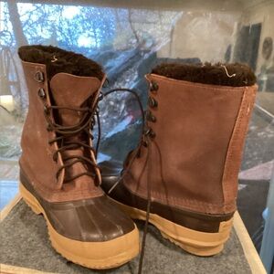 VTG woman’s Eddie Bauer and Sorrell Collab duck boots 7 RARE